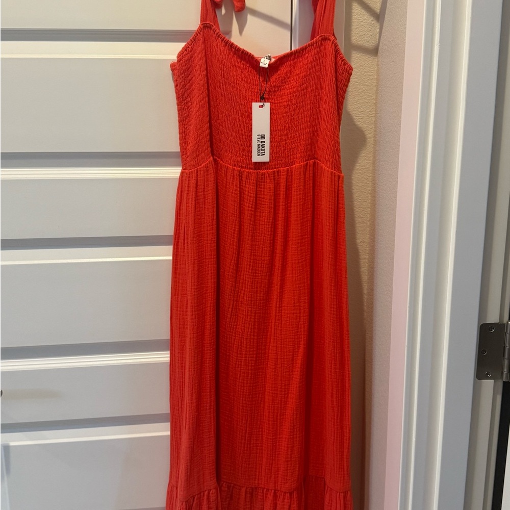 Red Sleeveless Dress